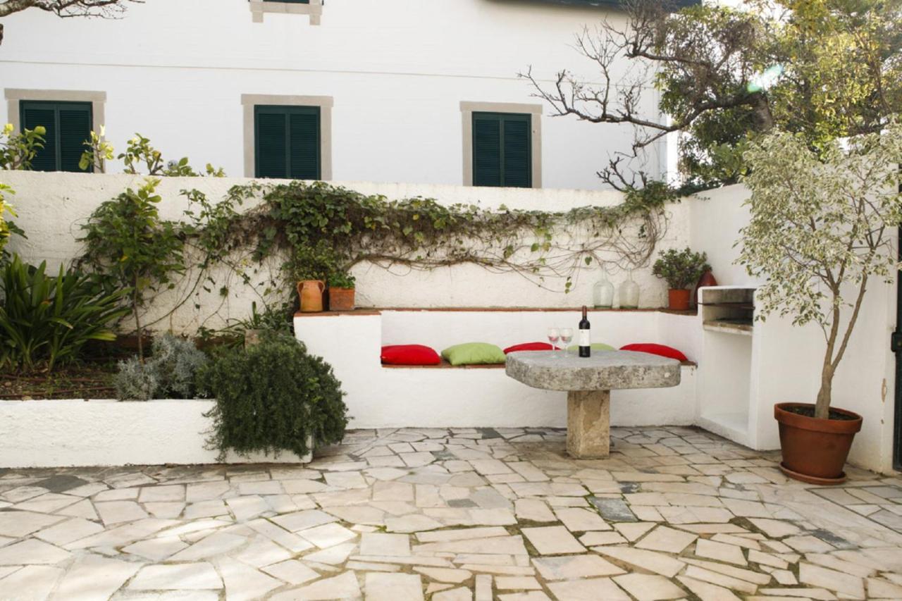 Cushy Apartment With Garden In Estoril Exterior photo